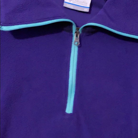 Purple Columbia pull over - Picture 2 of 4